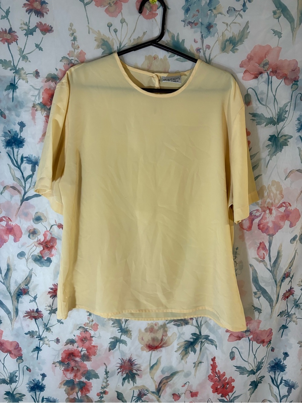 Vintage Yellow Short-Sleeve Women's Top
